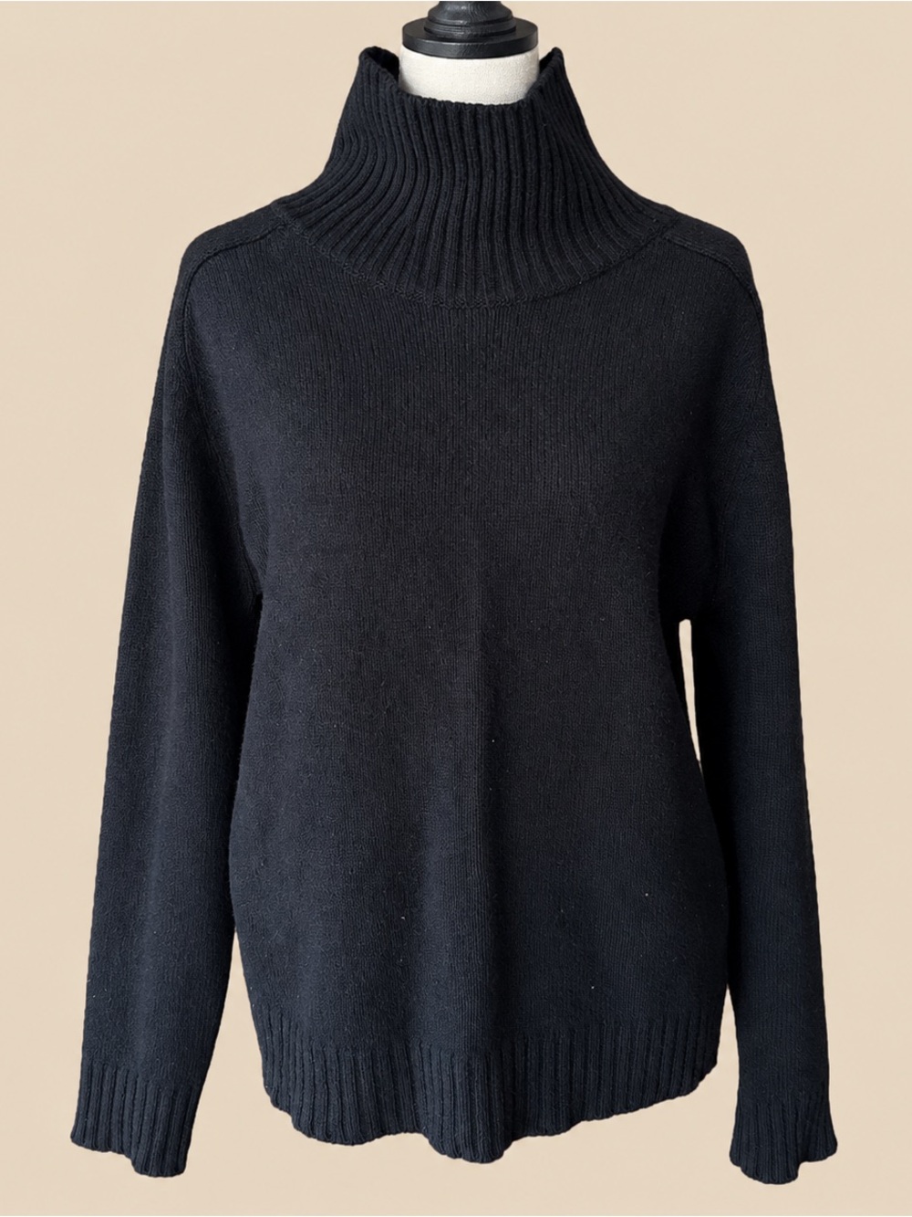 Minimalist Scandi 100% Wool Turtleneck nygårdsanna S